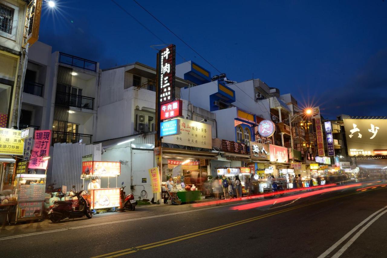 Kenting Central Luaran gambar